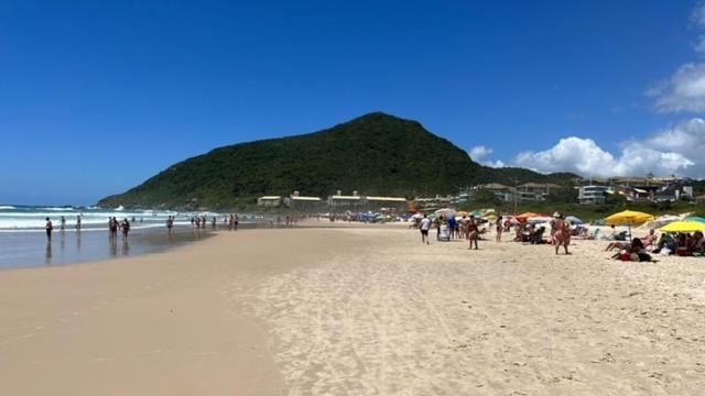 Apartamento Costao Das Gaivotas - Praia Do Santinho - Ingleses - ฟลอเรียนอโปลิส ภายนอก รูปภาพ